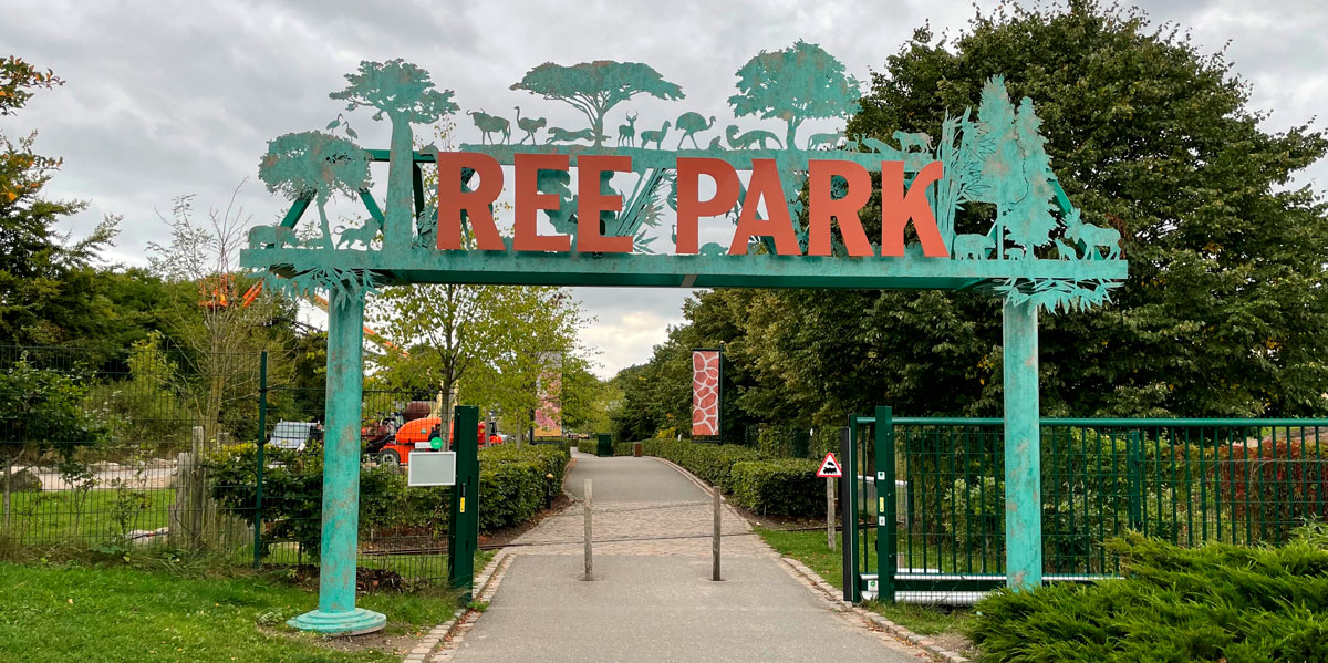 Frivillig i Ree Park 2 Portalen front sept